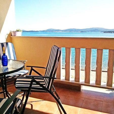 Beach Apartment Sveti Filip I Jakov - Turanj Luaran gambar